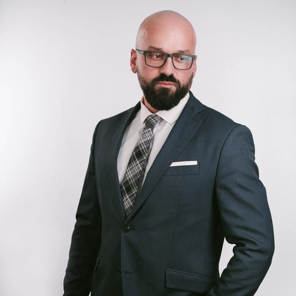 MMag. Enes Göksel - Professional